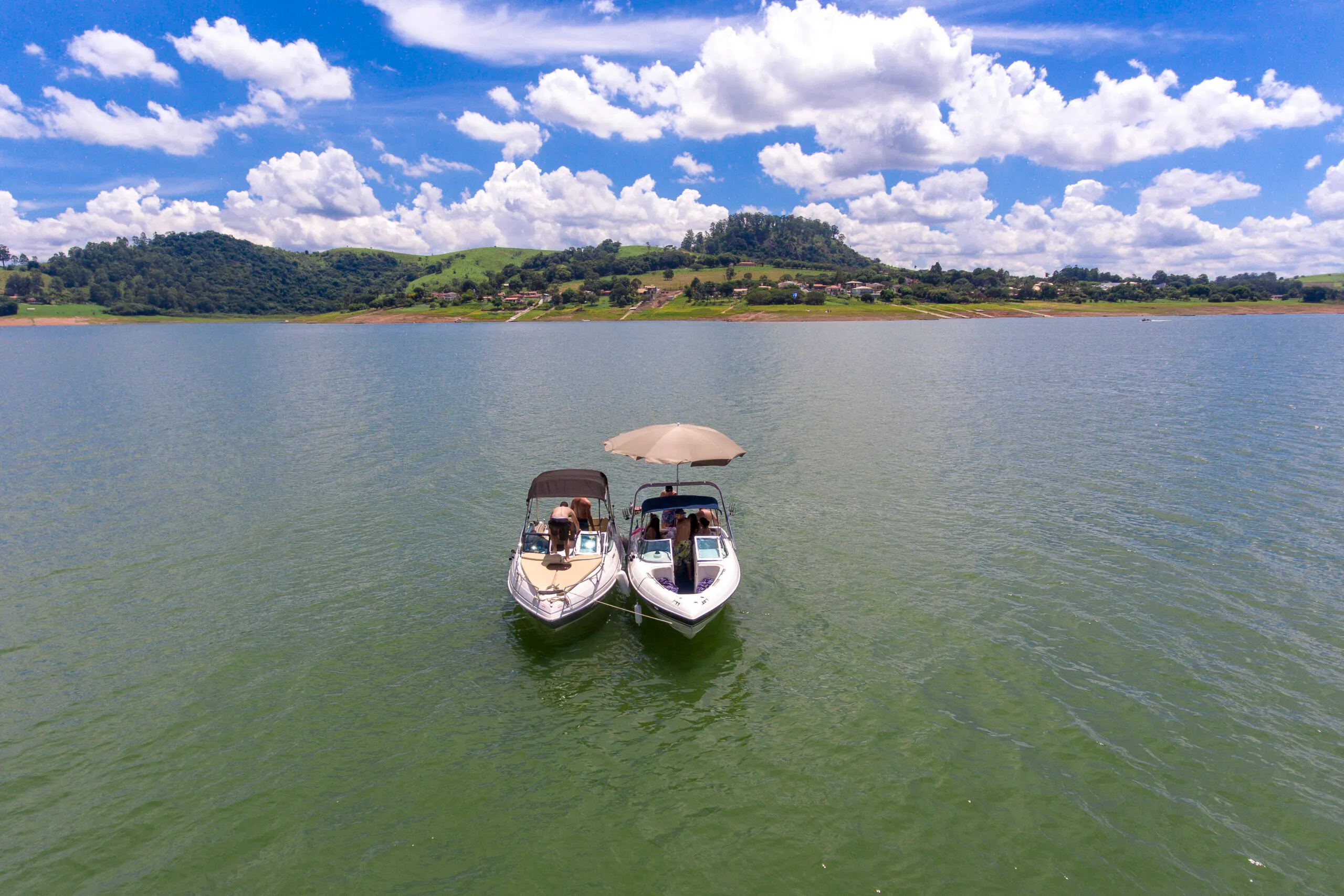Entre serras, as águas da Represa alimentam lazer e turismo, 2017 — Jornalismo
